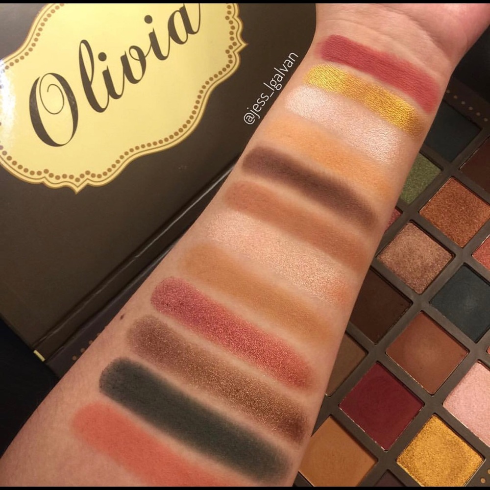 Beauty Creations Olivia 35 Color Eyeshadow Palette - Picture 6 of 6